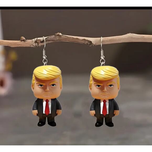 NEW TRUMP Earrings Drop Trumplican Hair Election Vote America - Picture 6 of 7